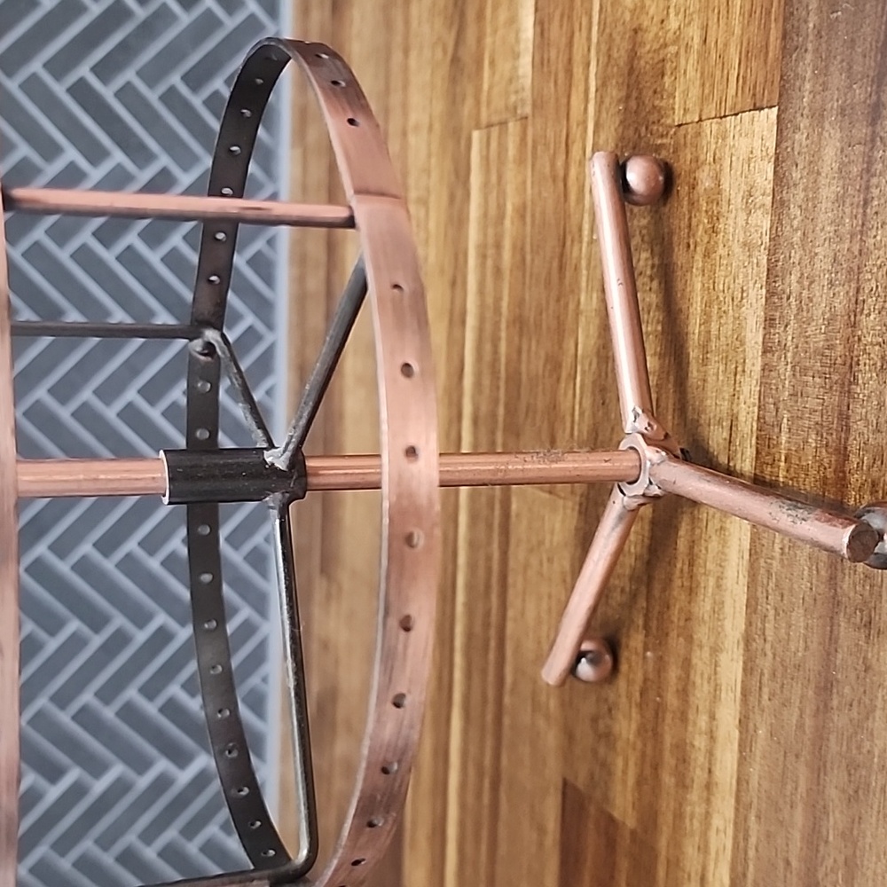 Metal Rotating Earring Stand - Floral Rustic - Picture 5 of 15